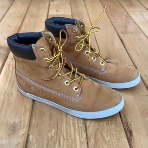 Timberland Boots 7.5